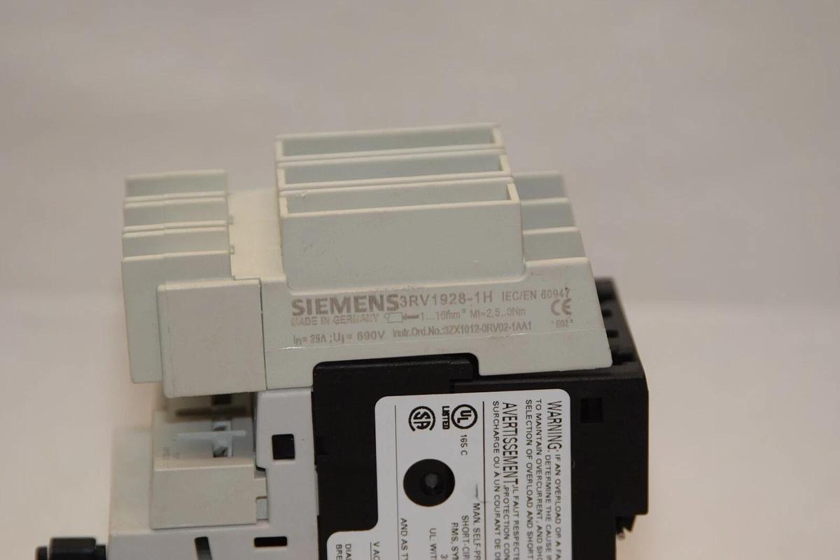 Used SIEMENS 3RV1021-1AA10 3RV10211AA10 1.1-1.6A Manual Motor Starter w/ 3RV1928-1H