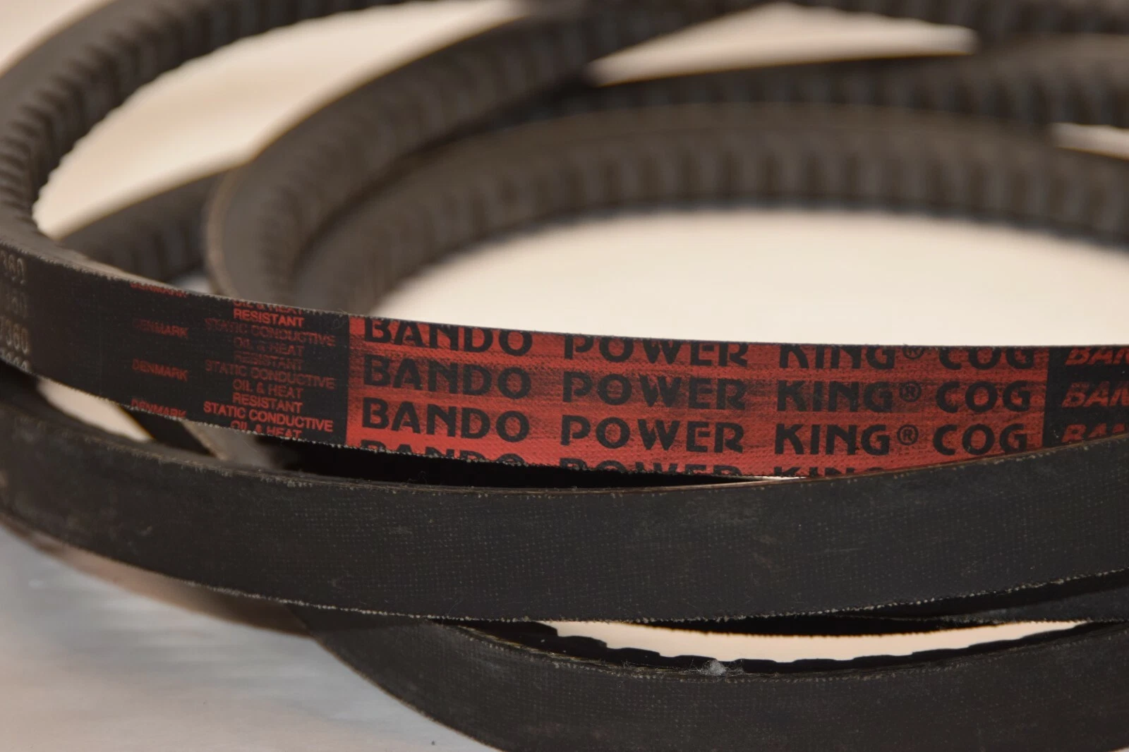 (NEW) BANDO 7360 Power King Cogged Belt