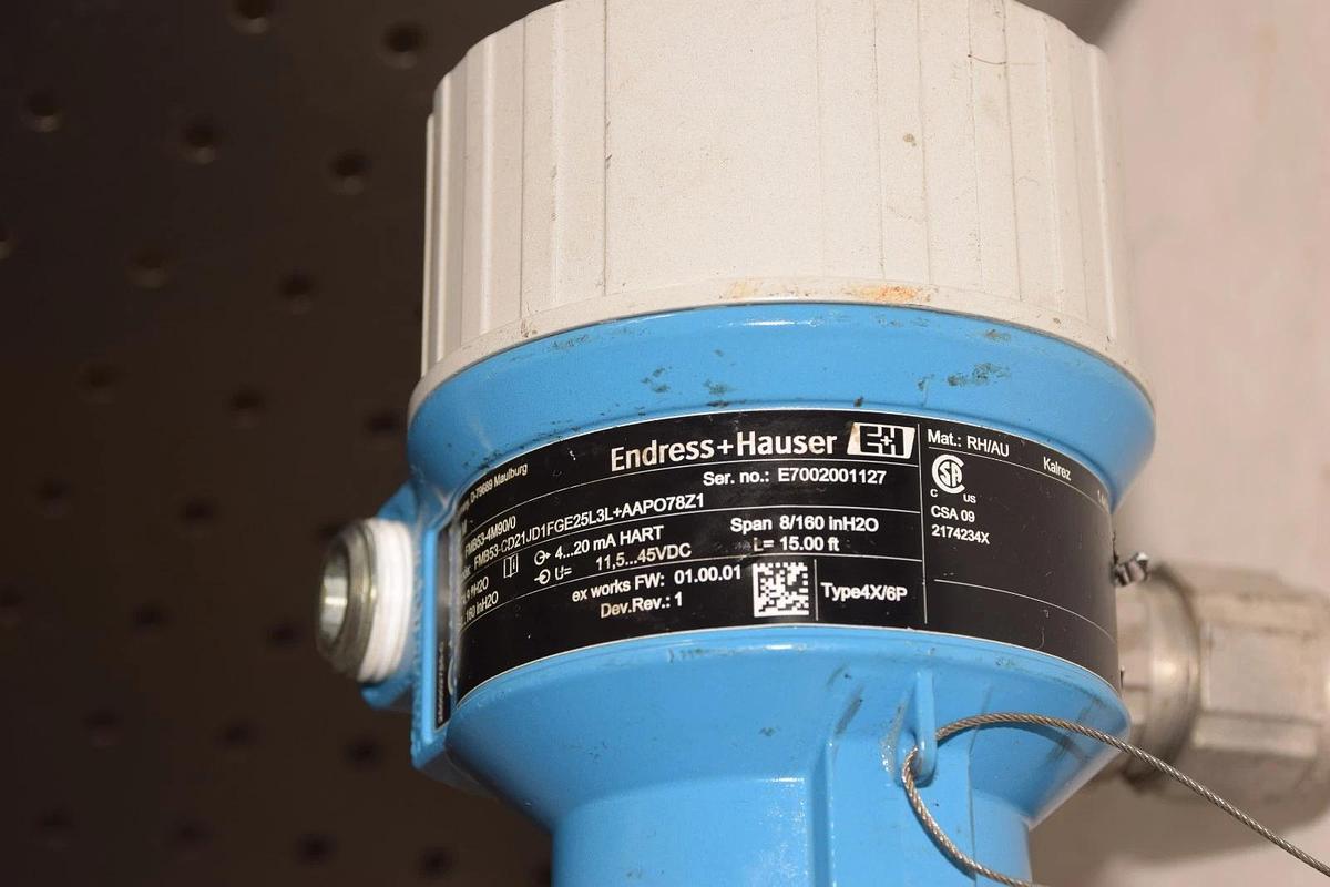 Used ENDRESS + HAUSER FMB53-4M90/0 4-20mA LEVEL SENSOR
