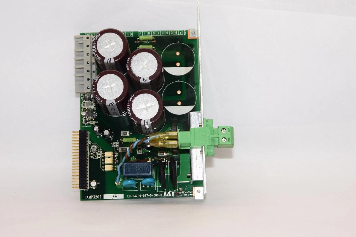 Used IAI IAMP3202 /E ED-032-9-047-0-000-0 PLC Control Board