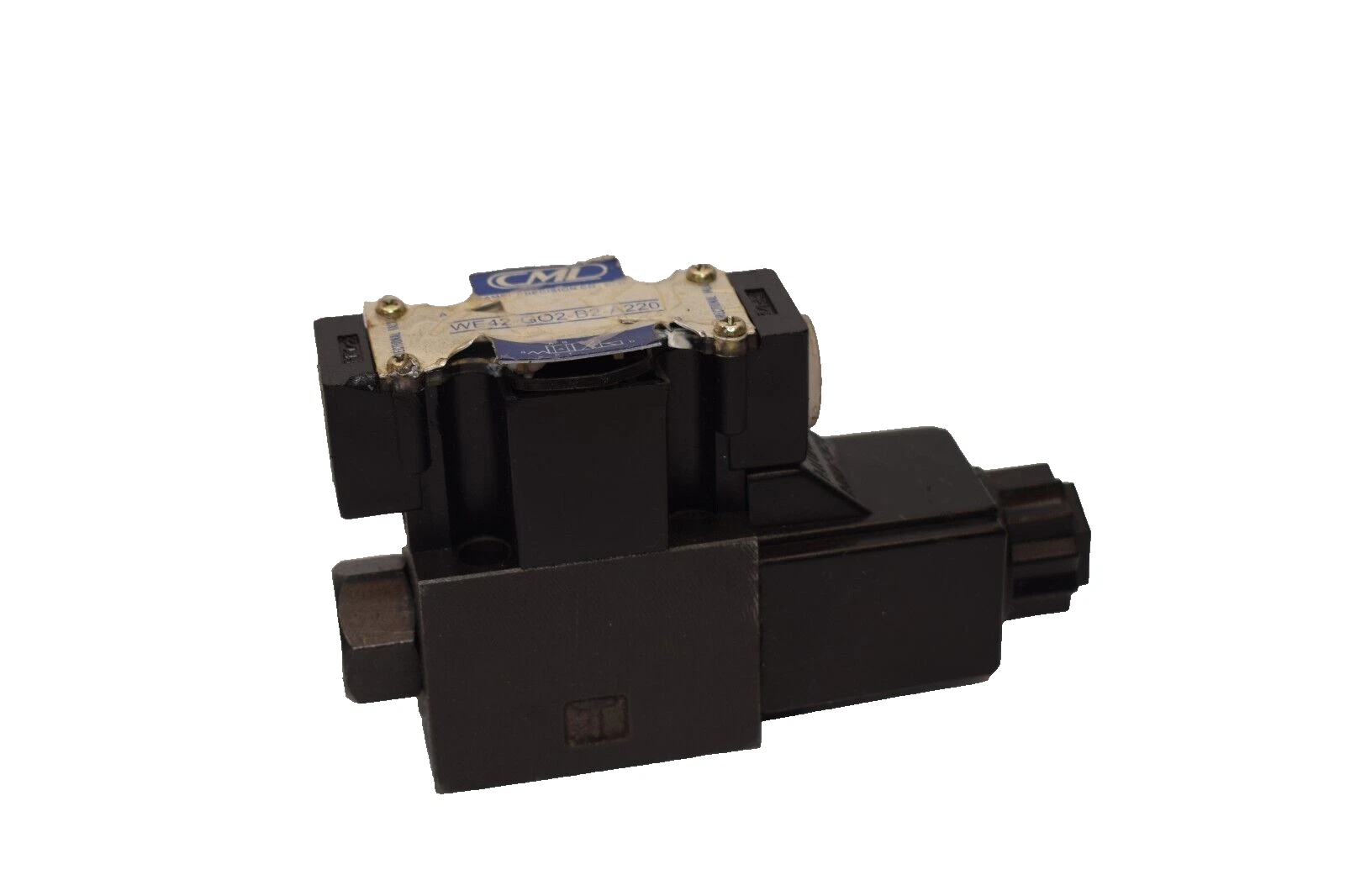 CML WE42-GO2-B2-A220 Solenoid Valve New - READ