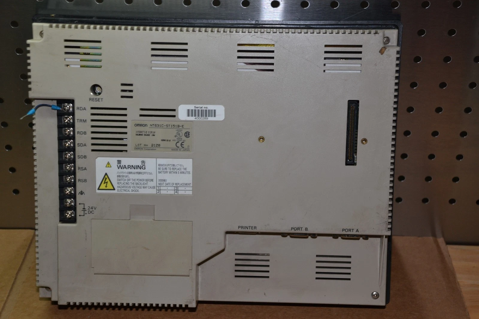 Used OMRON NT631C-ST151B-E NT631CST151BE Interactive display 24v