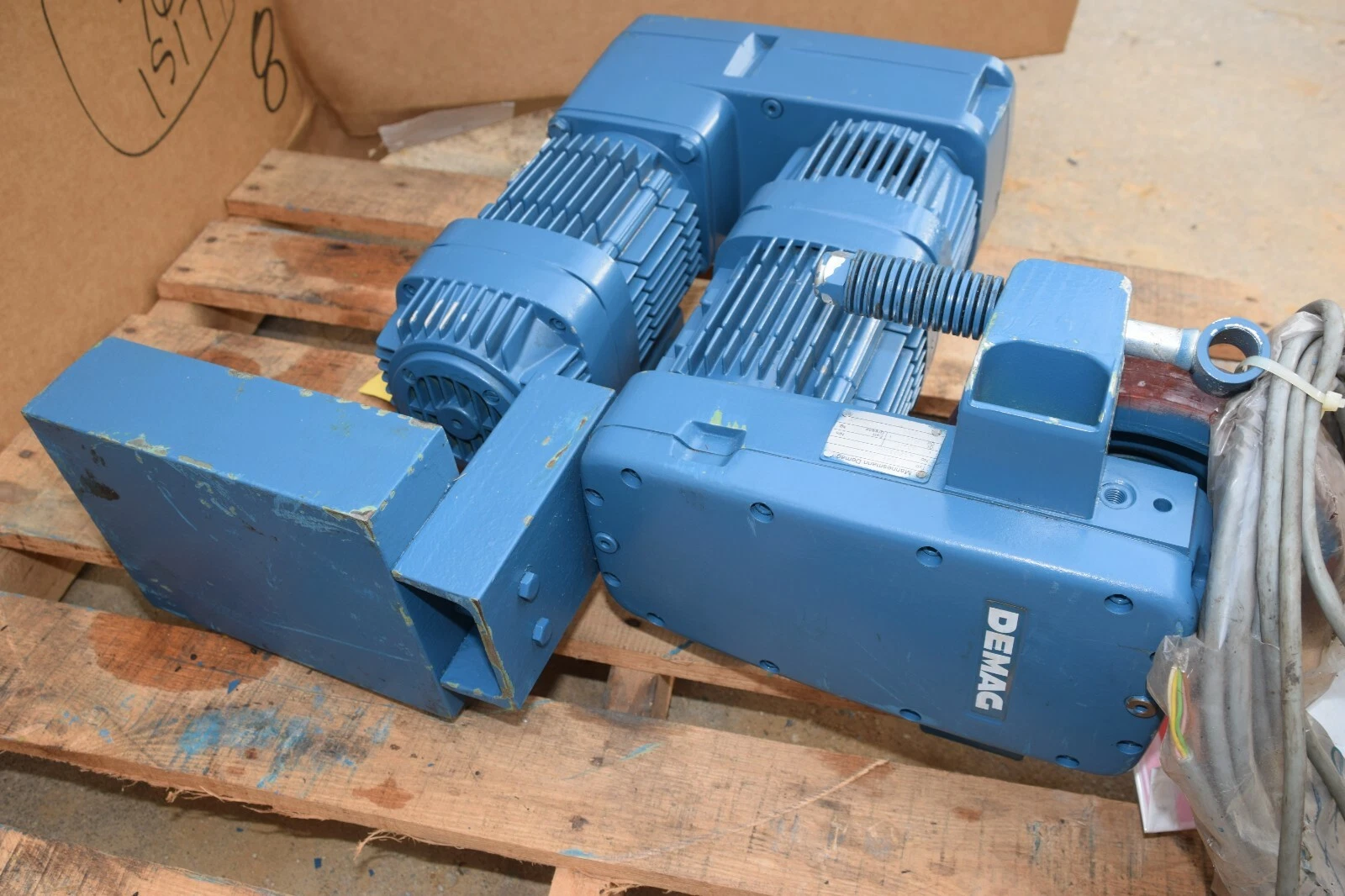 DeMag R4224 DRF-200 45701586 Friction Wheel Drive FG06 U2-H1-F1 45701586