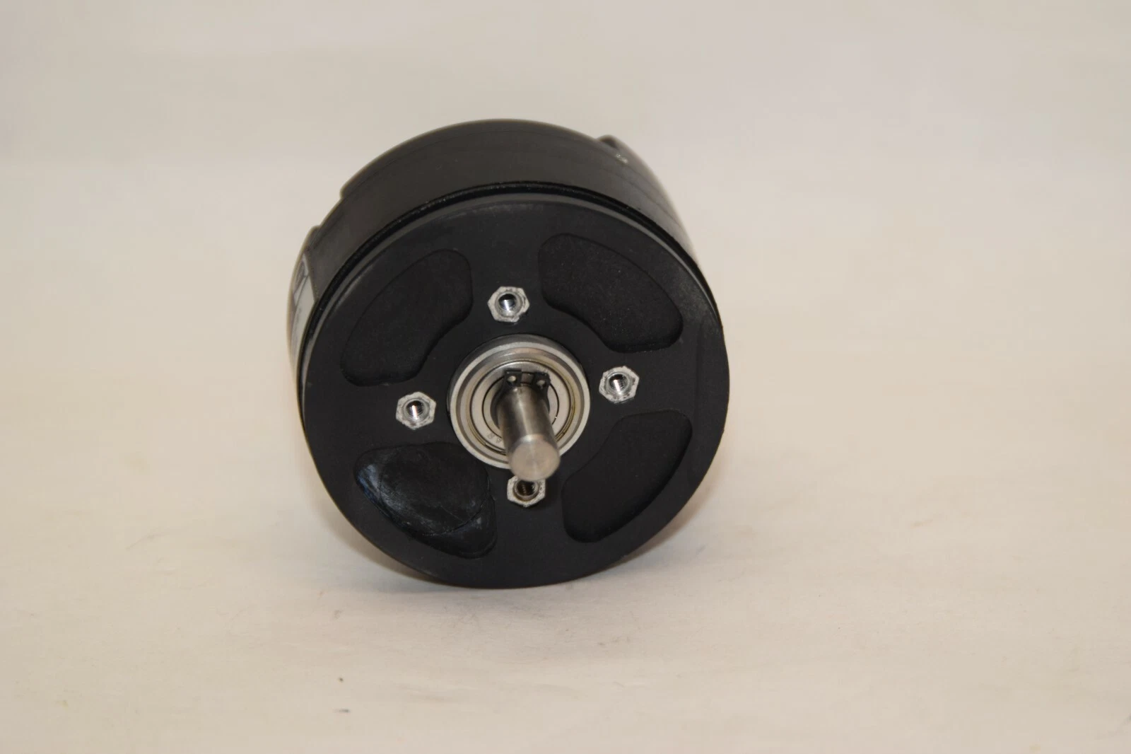 Used DRC DYNAMICS RESEARCH CORP. M21AAS0DB03-200 M21AAS0DB03200 Encoder
