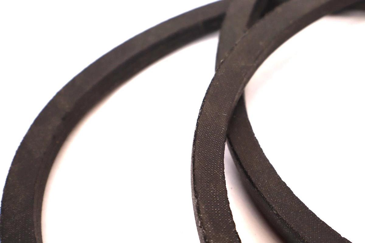 Dayco Belt BP82 Super Blue Ribbon V-Belt USA (New)