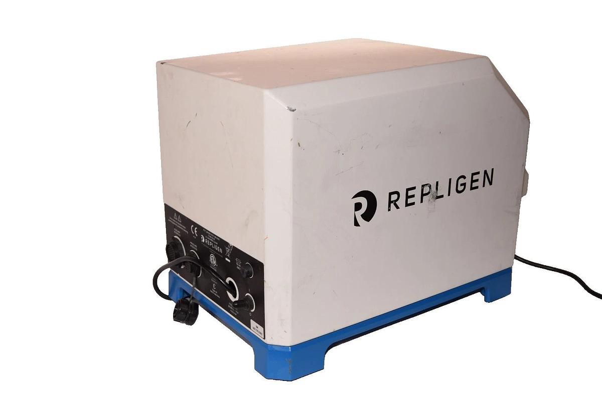 Used Repligen KrosFlo KMPi Flow Filtration System SYM3-U40 3001822 900-2485 115v