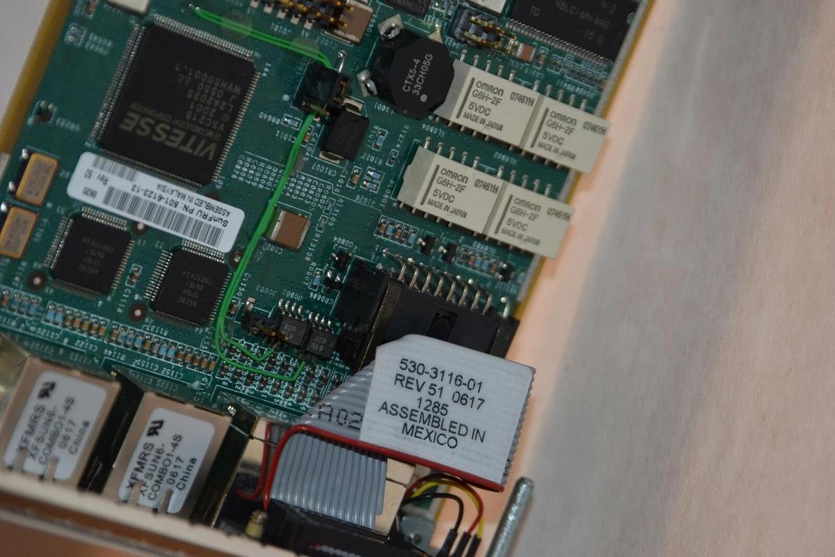 Used Lucent CC 408863686 Compact PCI R2 3U Alarm Card 530-3116-01 FRU Sun 501-6123-13