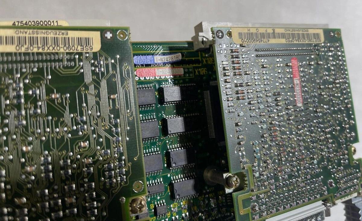 Used Siemens DC Inverter Simovert MC 6SE7023-8TD51-Z *door broken*