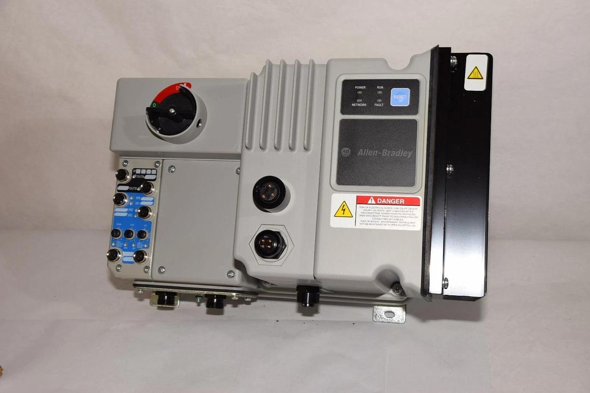 (NEW) ALLEN BRRADLEY 284E-FVD2P3Z-10-RRN-DB1-SBW Ser. C Drive and Base Module