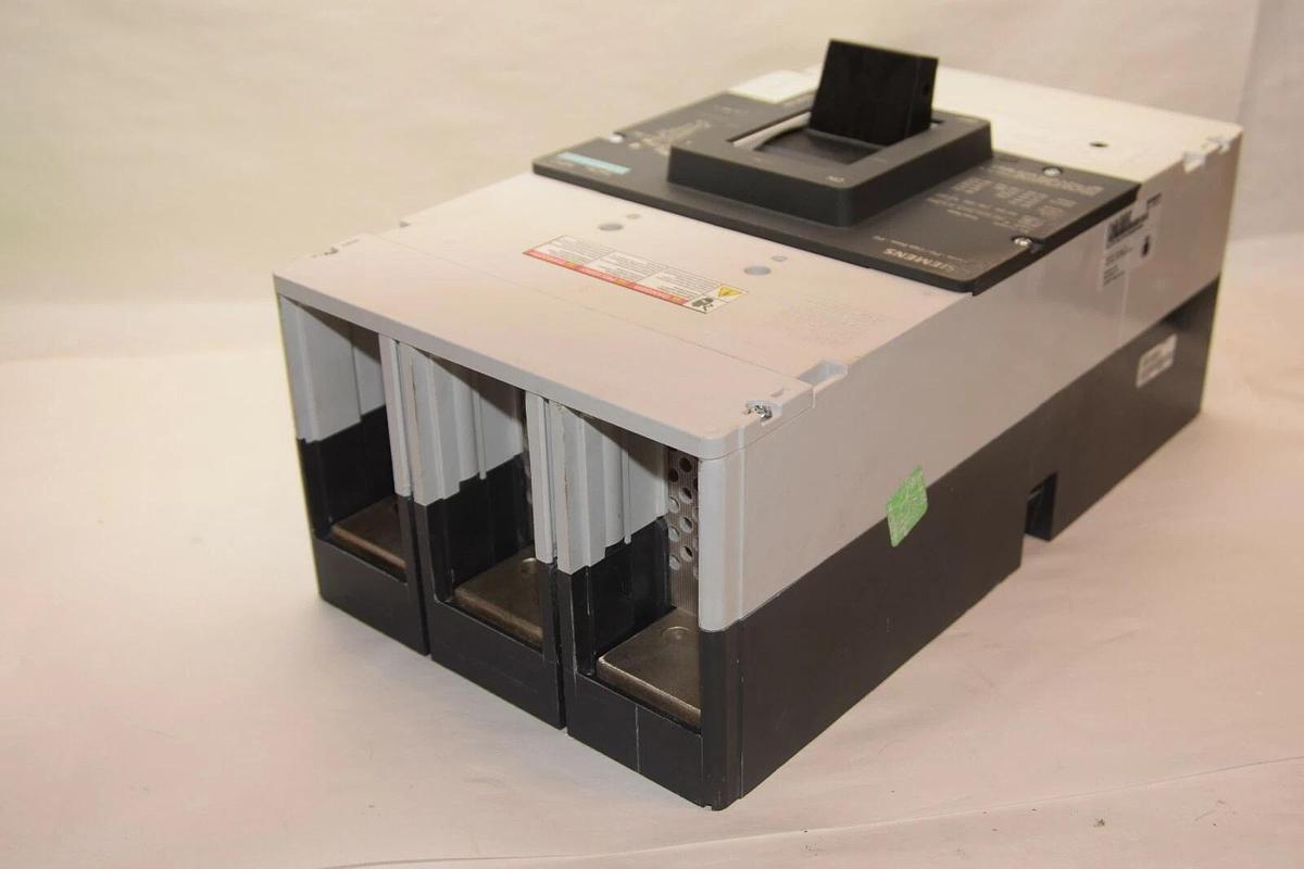 New Siemens 3VL8116-2KN30-0AA0 Circuit Breaker 1600A HPX3B160 3VL8116-2RR30-0AA0