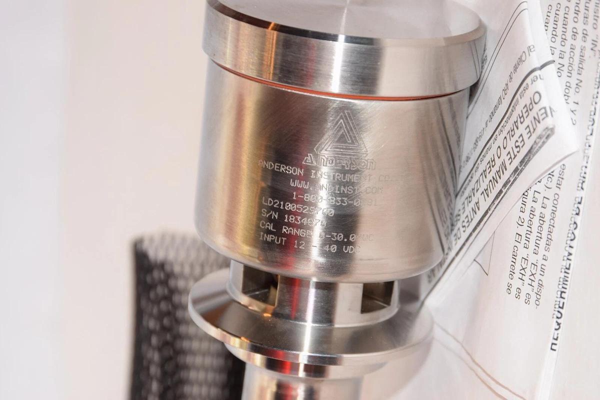 (NEW) ANDERSON LD2100529700 0-30.0"WC 12-40Vdc Pressure Transducer