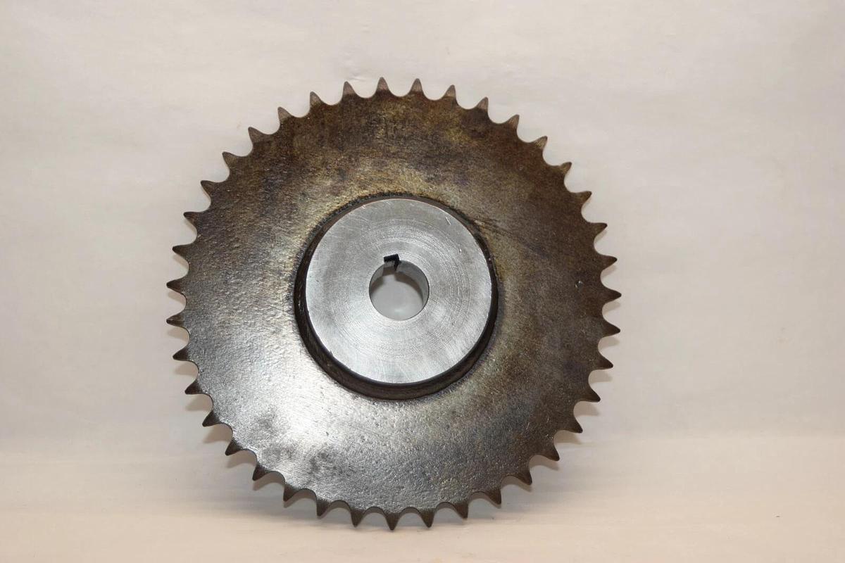(NEW) 52F1 50-39 39 Teeth 1" Bore Sprocket