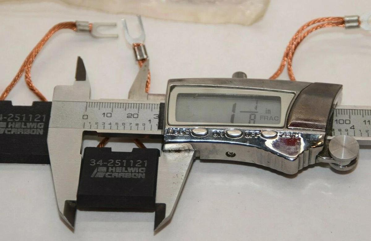 HELWIG Carbon Motor Brush Brushes 34-251121 34251121 1-1/8" x 1/4" (NEW - Pk 4)