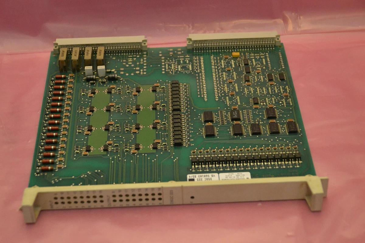 Used ABB CIRCUIT BOARD CARD DSQC 223 DSQC223 YB 560103 BD/4 DSQC223 YB560103BD/4