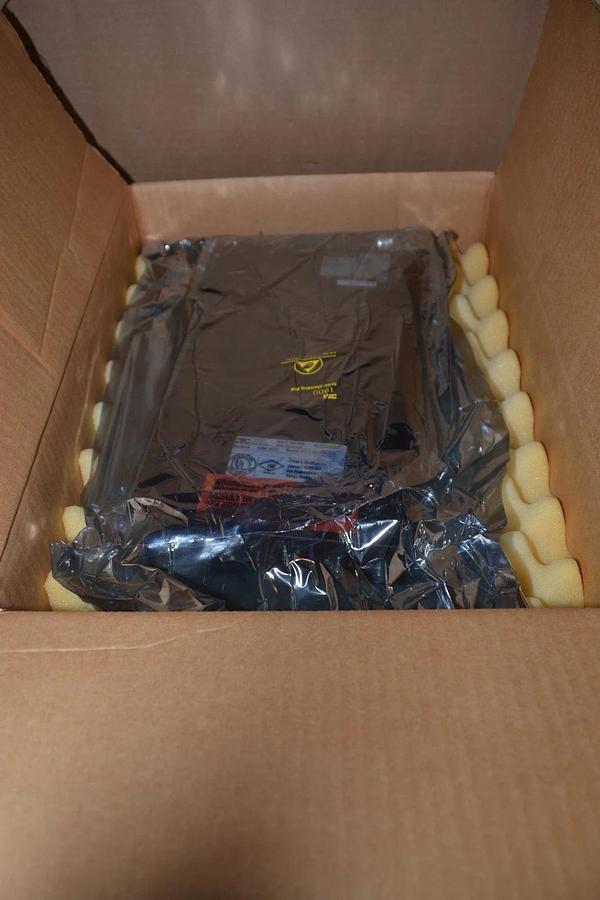 SQUARE D SYMAX AXS-211 AXS 211 CLASS 8010 SERIES B 5 VDC 3.5 MODULE NEW