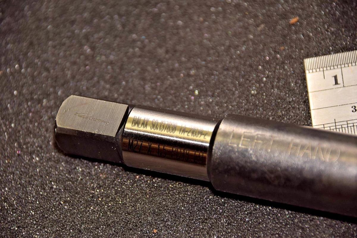 BALAX Left Hand Tap TA-21039-2 M27 X 1.5 PD 18 NEW