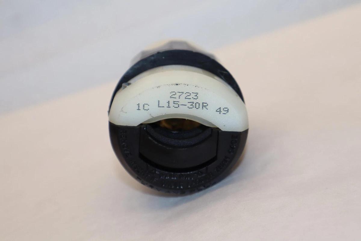 (NEW) LEVITON L15-30R Nema L15-30 30A 250V Locking Connector