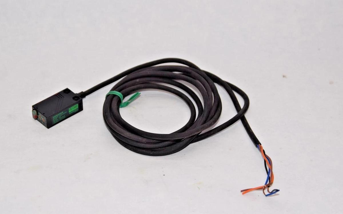 TAKENAKA GSR05RSN 12-24Vdc 0V Photoelectric Sensor (New)