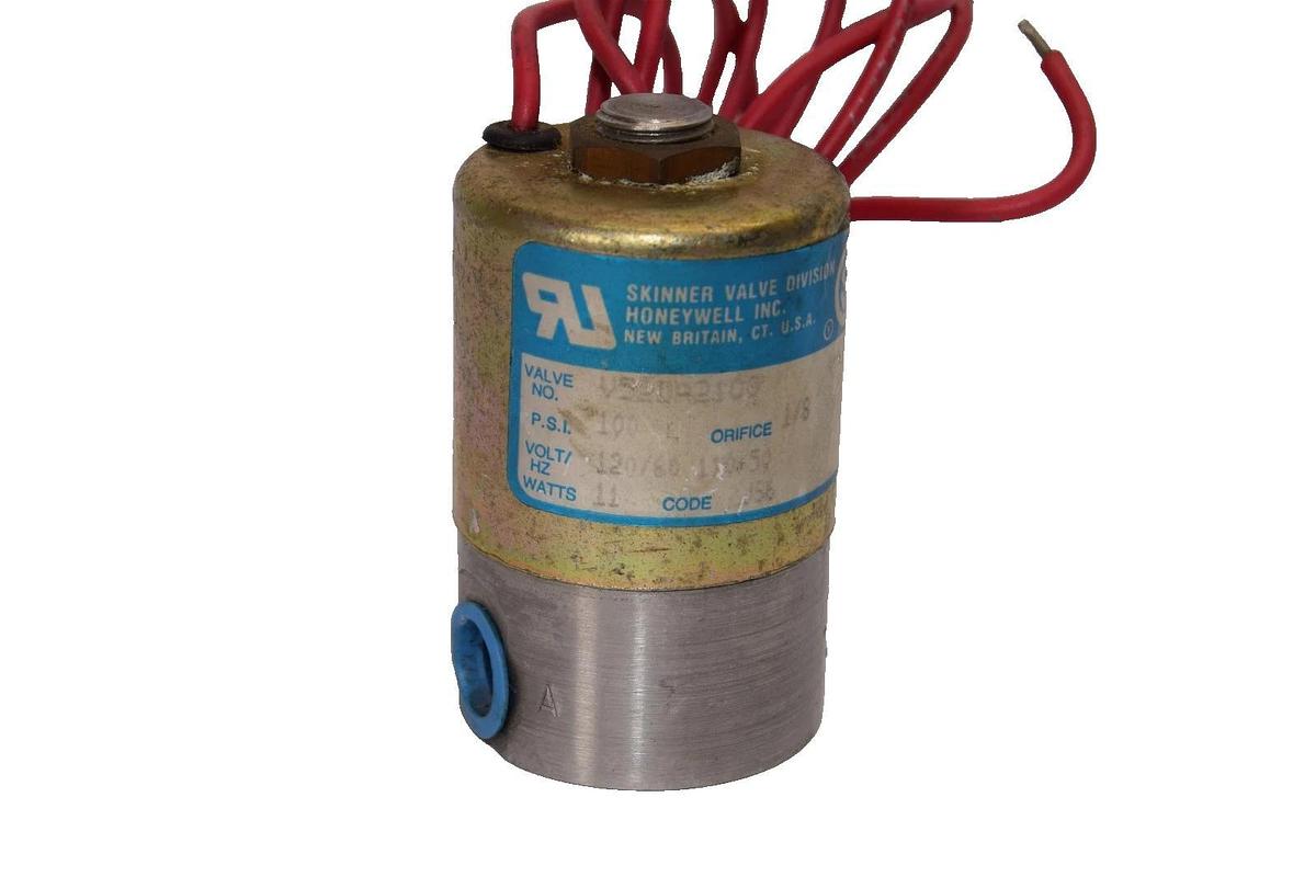 Honeywell / Skinner V52DA2100 110/120V 50/60Hz 100psi Solenoid Valve (New)