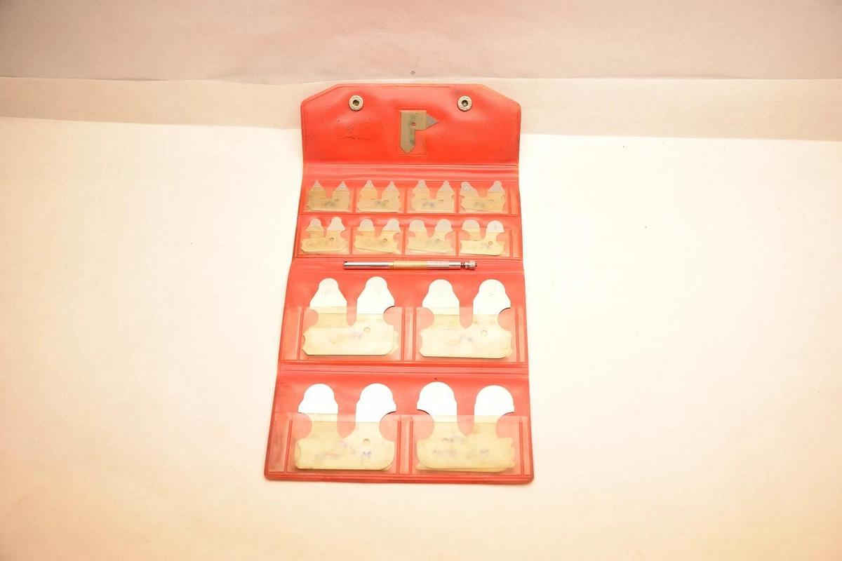 Used ASH COMPANY L300CX 1/64" - 1/2" Radius Gauge Set