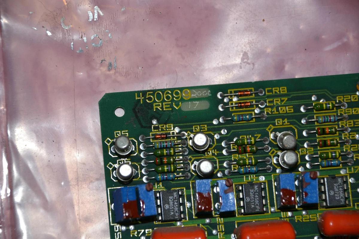 Used LIEBERT CIRCUIT BOARD CARD 450699 2000 4506992000 450699-2000 REV. 17 NEW