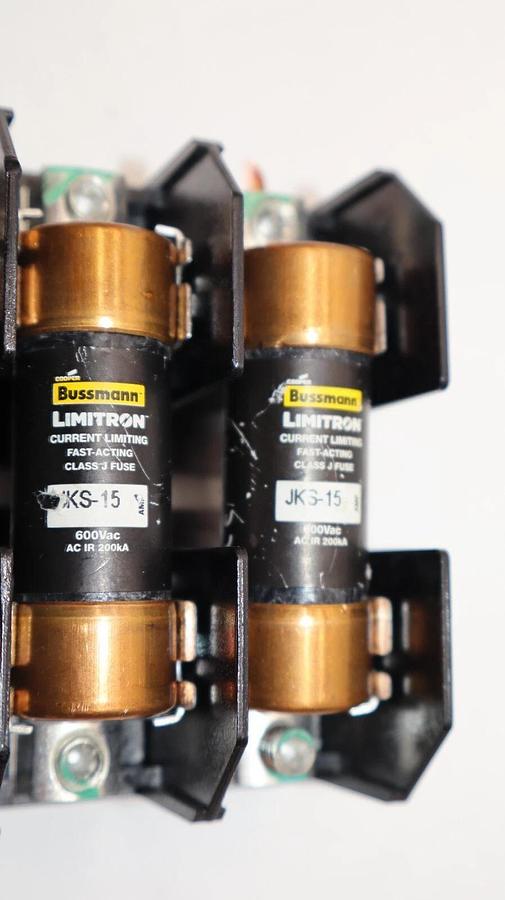 Used MARATHON R6J30A3B2 , 136811P1 600V 30A Fuse Holder With JKS-15 Fuse