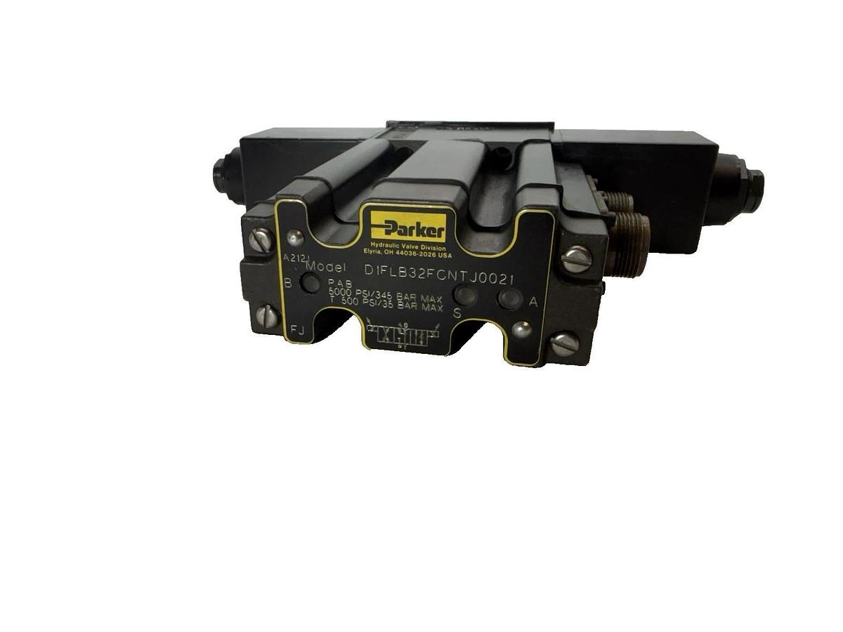 Parker Hydraulic Servo Valve D1FLB32FCNTJ0021  (New)