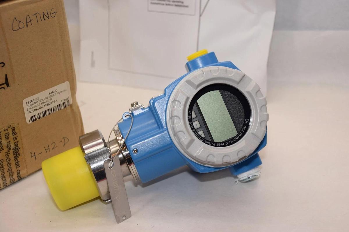 (NEW) ENDRESS + HAUSER FMB70-UBC1FB201LBA# 79.5psi Deltapilot S Pressure Sensor