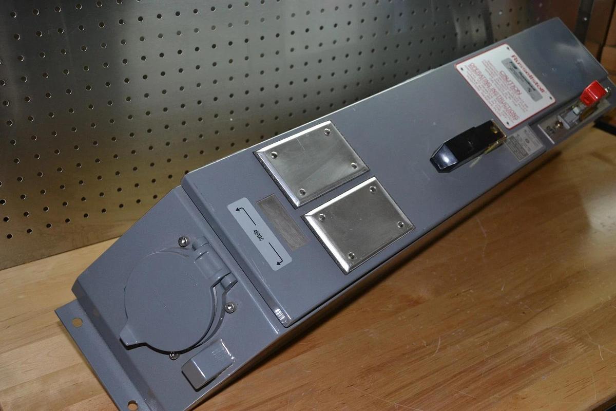 Used RUSSELLSTOLL THOMAS & BETTS ERSFA3124FAA 60 AMP 480vac Interlock Switcn NEW