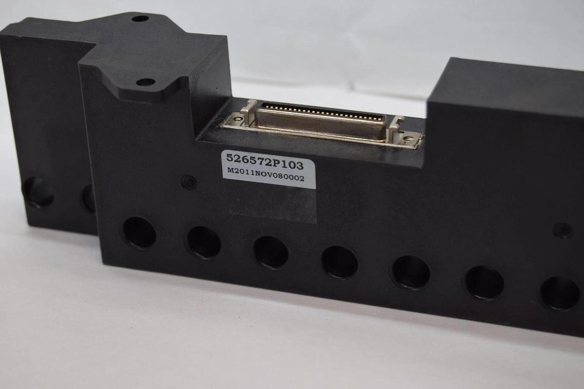 (NEW) EMERSON 526572P1 Rev 3 526572P103  Current Transformer Bar *Broken Mtg Tab