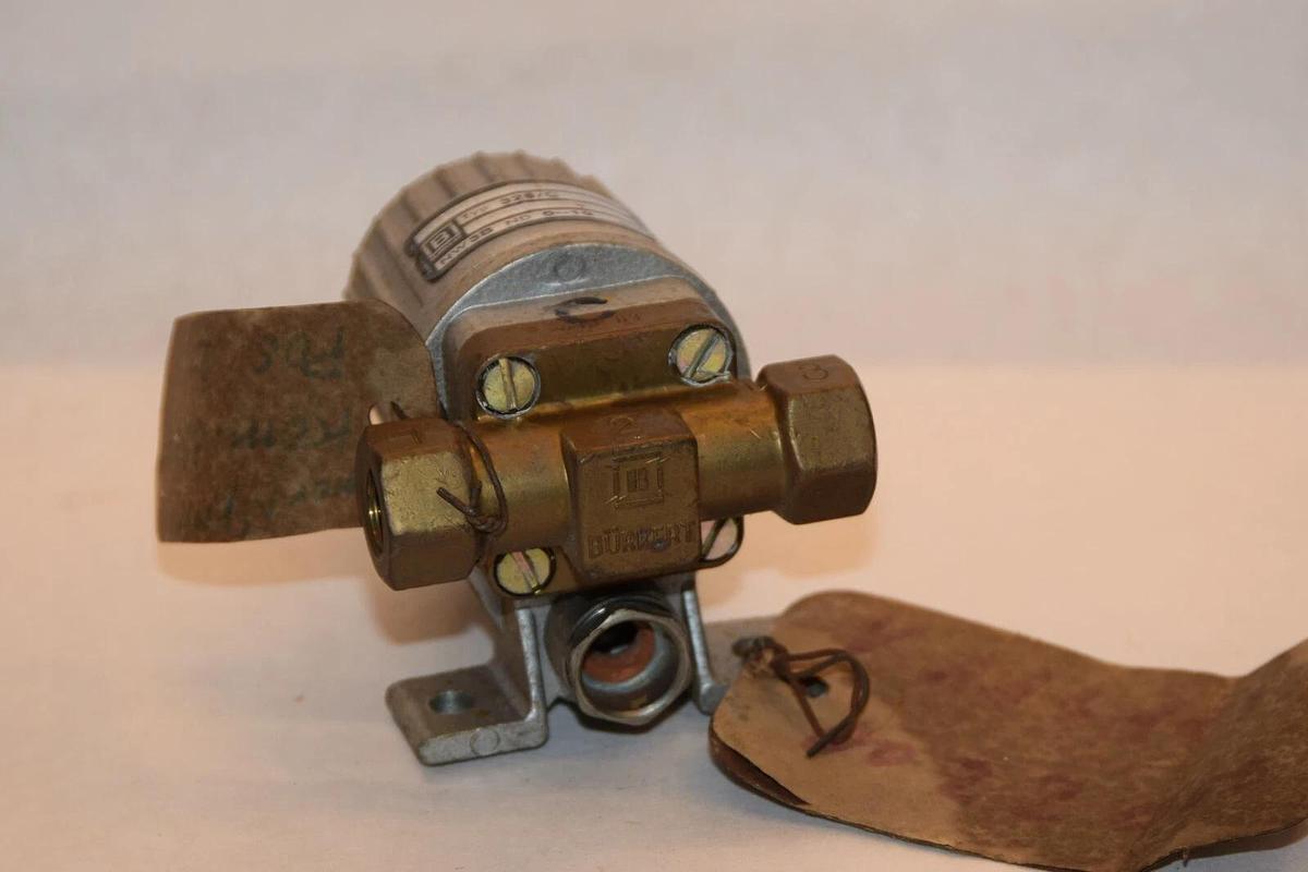 (NEW) BURKERT 328/C NW3B 0-10 Solenoid Valve