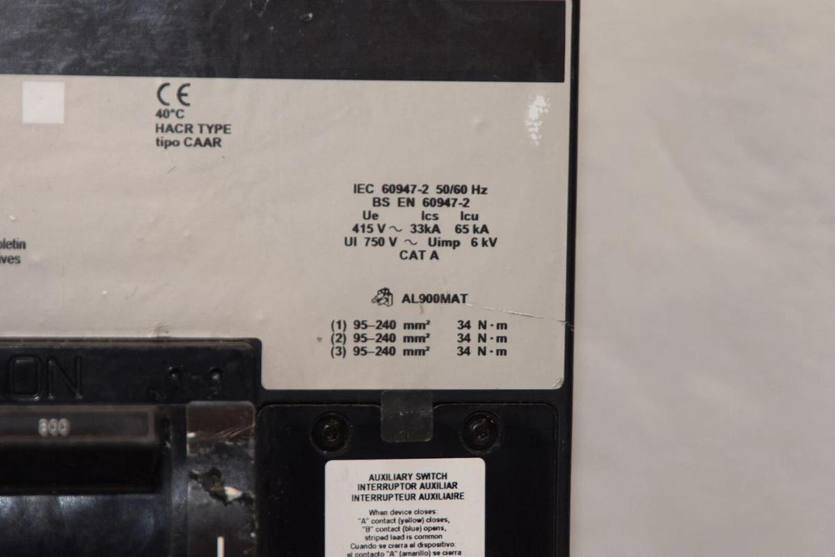 Used SQUARE D CIRCUIT BREAKER 800A 800 Amp A 12-718031-37 3P 3 pole MHL368001291