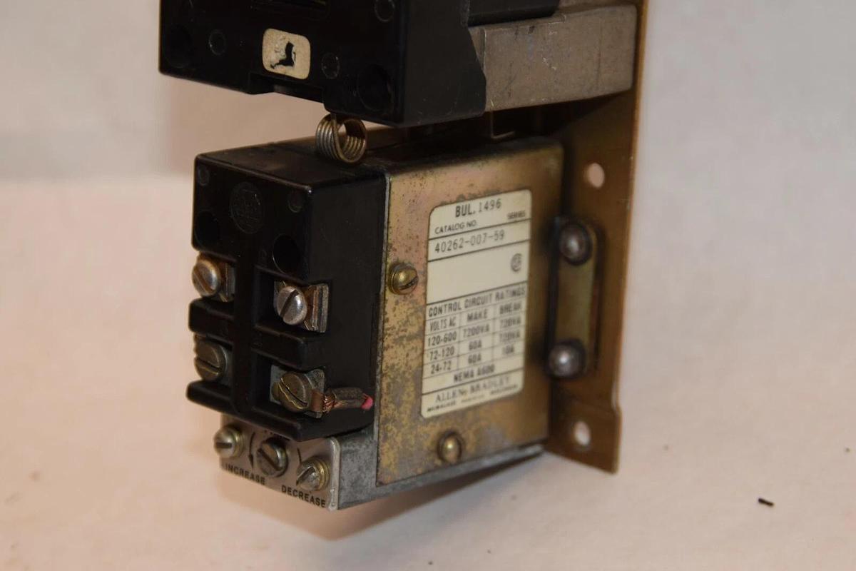 Used ALLEN BRADLEY Motor Starter Size Sz 2  702-C0WJ9347 702-COWJ9347 Ser K 24v coil