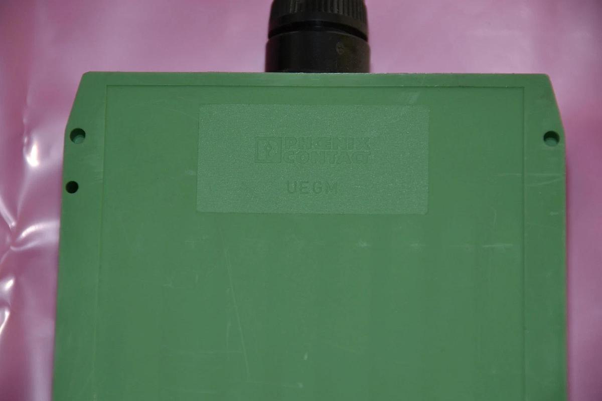 Used (LOT OF 2) PHOENIX CONTACT UEGM COMPONENT HOLDER 6 POSITION