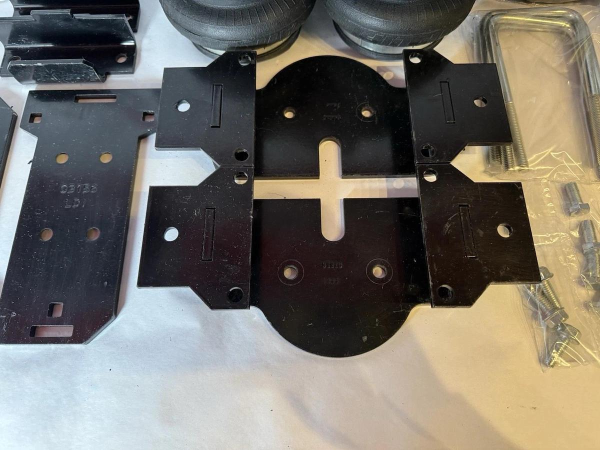 Air Lift 57288 LoadLifter 5000 Air Suspension Kit 19-26 GM1500 Silverado/Sierra