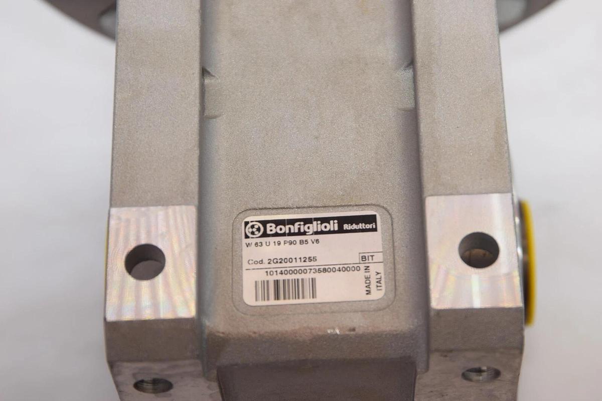 (NEW) BONFIGLIOLI W 63 U 19 P90 B5 V6 W63U19P90B5V6 Worm Gear Reducer