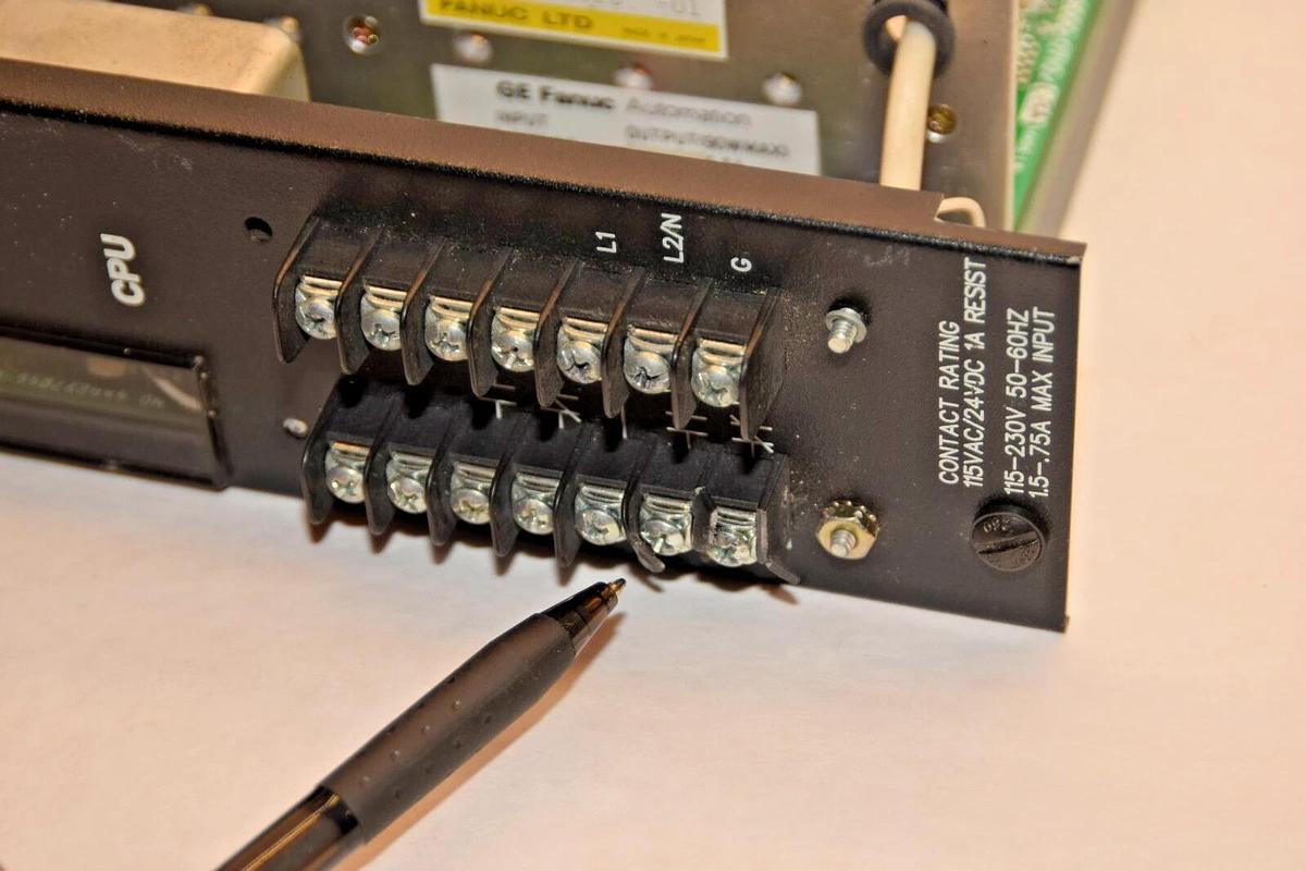 GE FANUC A20B-9000-0710 Series Six 115V 24Vdc 1A Power Supply Module (NEW)