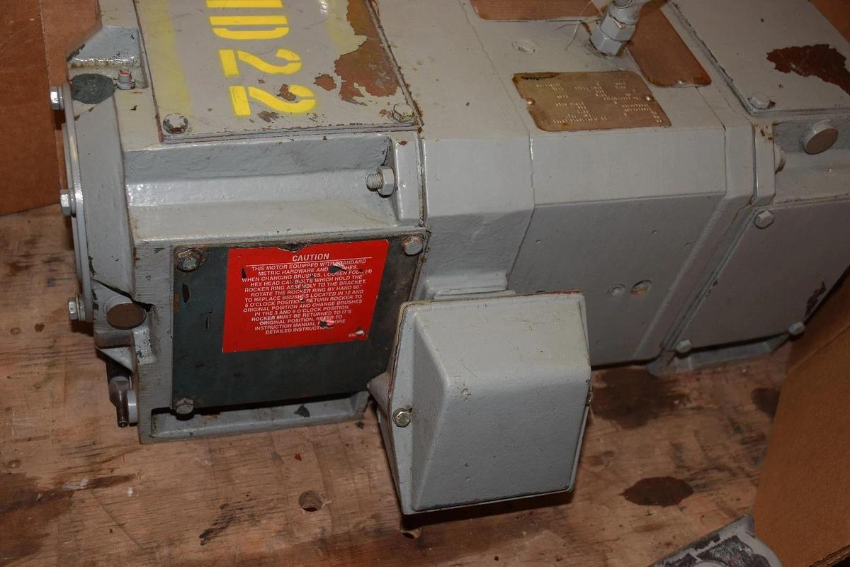 Used RELIANCE 5HP DC Motor, B2112ATCZ 180V, 2500RPM   5 HP