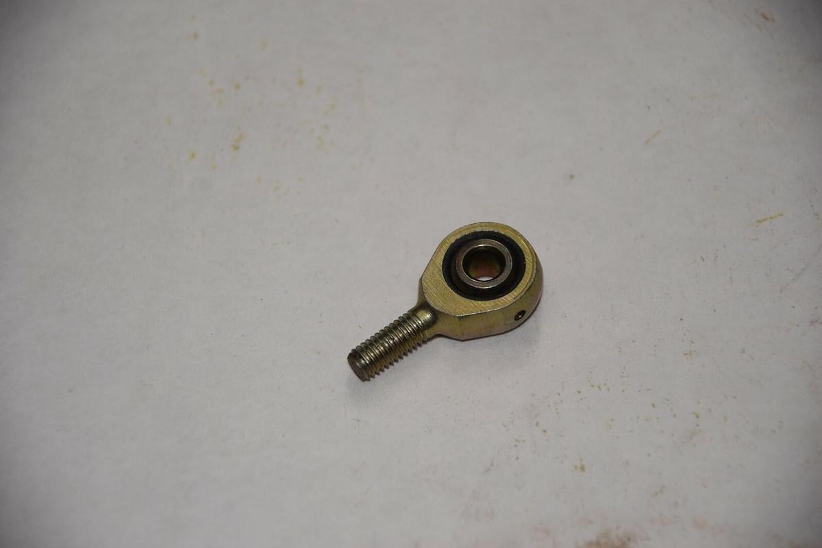 NO NAME XC-3 XC3 202786-10 3/16" ROD END NEW