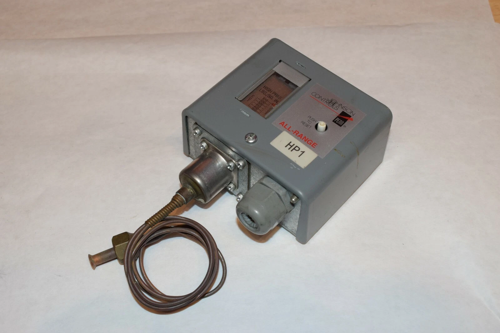 NEW JOHNSON CONTROLS P70DA-400 P70DA-400D DUAL PRESSURE CONTROL