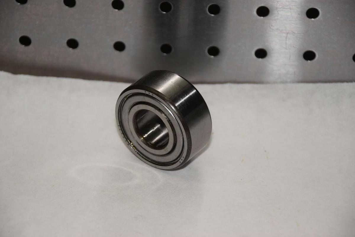 SNF 5204ZZ 5204.ZZ BALL BEARING NEW