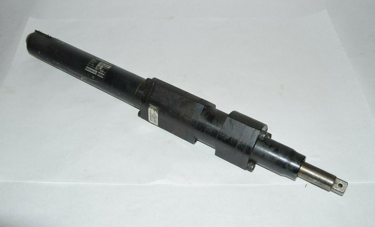 Used ATLAS COPCO QMR62-46-R 3/4" Bore Servo Motor With Nut Runner 4230 1705 80