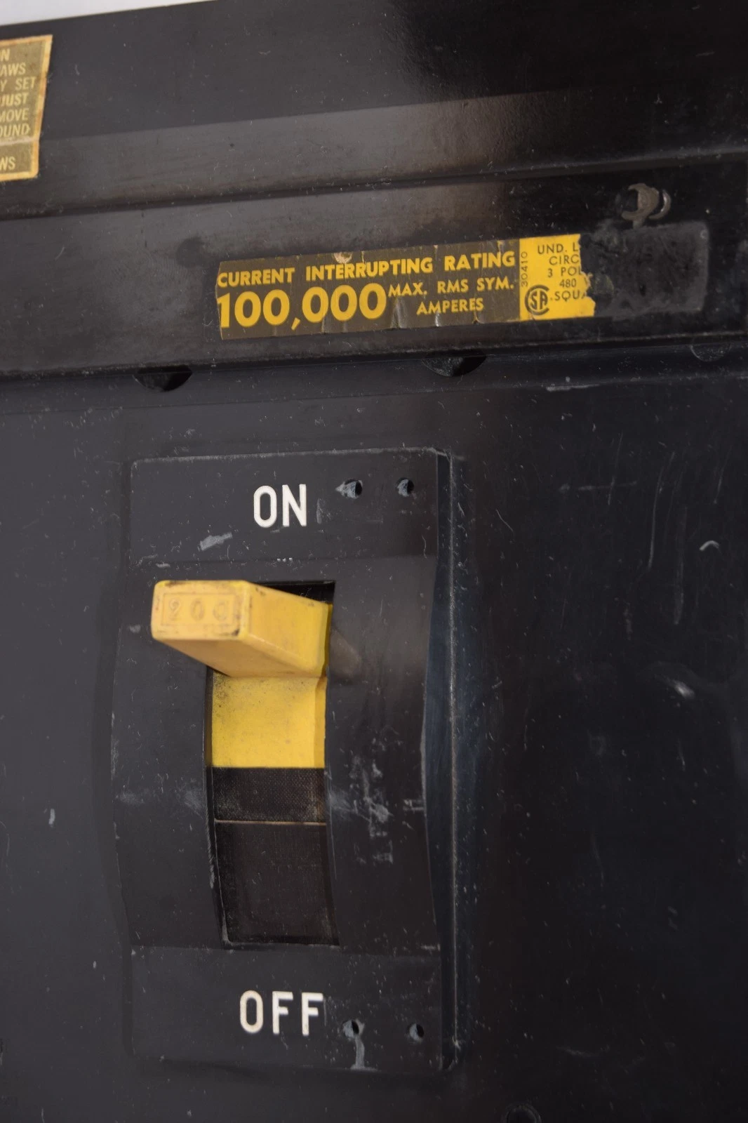 Used Square D 200A Circuit Breaker IL34200 3p 200 Amp 3 Pole