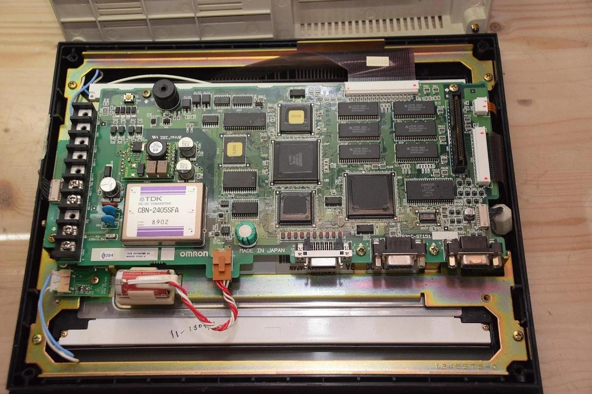 Used Omron Interactive Display NT631C-ST152B-EV2 NT631CST152BEV2 24vdc ASIS