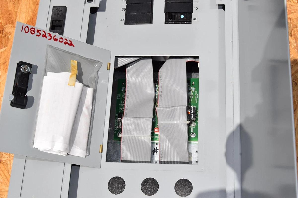 Used General Electric GE A-Series II Panelboard Panel AQF3424JBX 400A 208y/120 3ph 4w