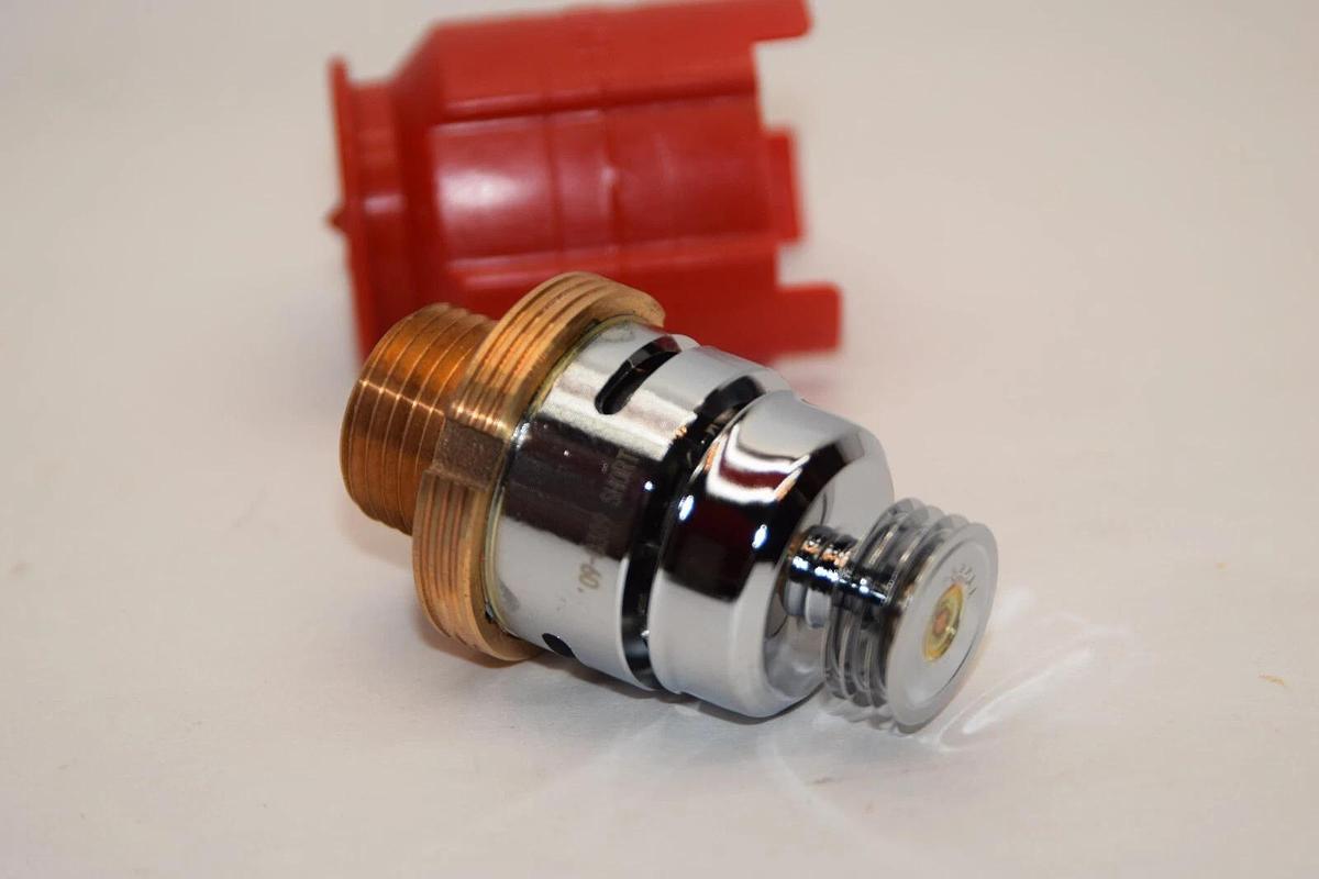 (NEW) TYCO TY2284 162°F 1/2"NPT Fire Flush Residential Pendent Sprinkler Head