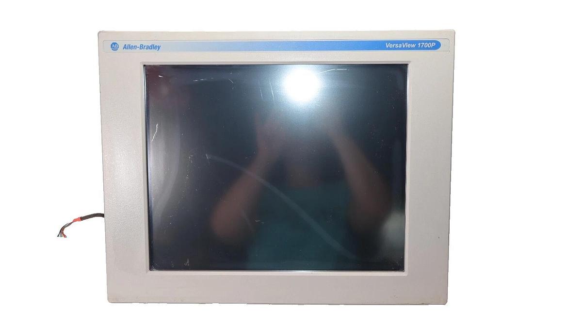 Used ALLEN BRADLEY / AU Optronics  M170EG01 17" VersaView 1700P LCD Screen Panel