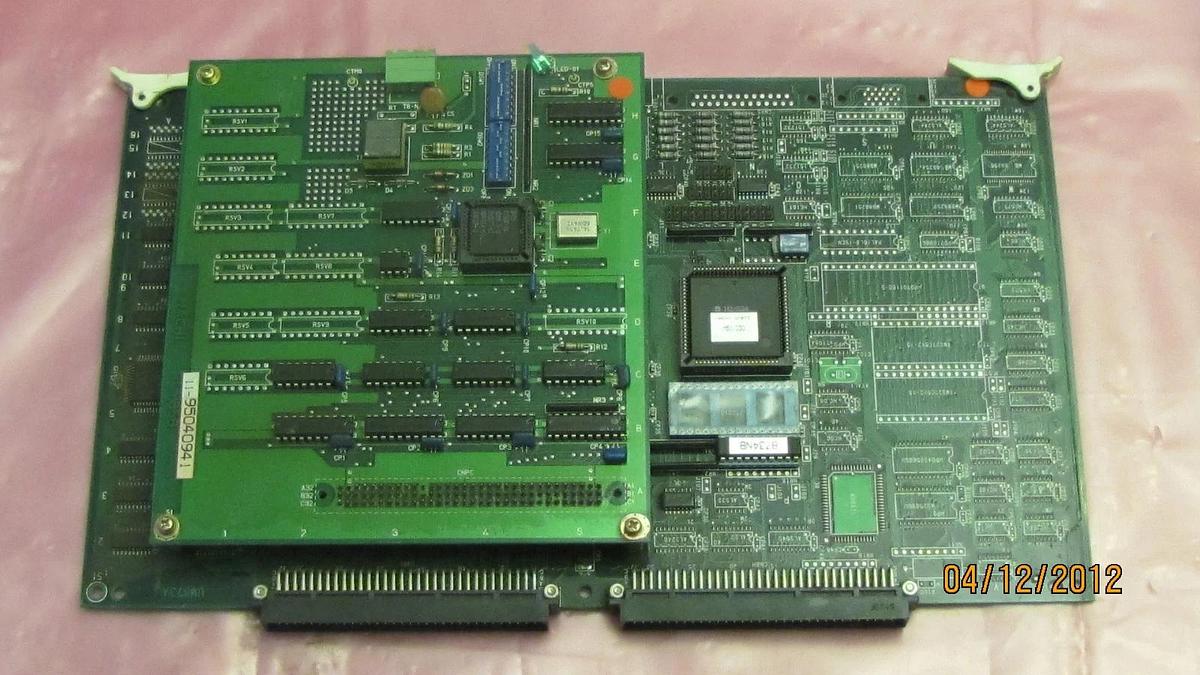 Used NACHI CIRCUIT BOARD UM873A WITH NACHI CIRCUIT BOARD UM858