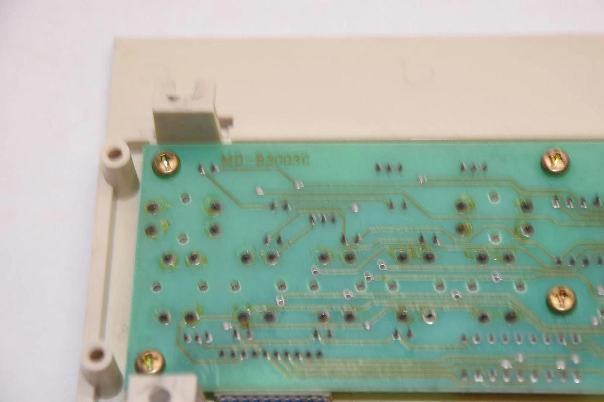 Used RELIANCE MD-B3003C , MDB3003C Keypad Operator