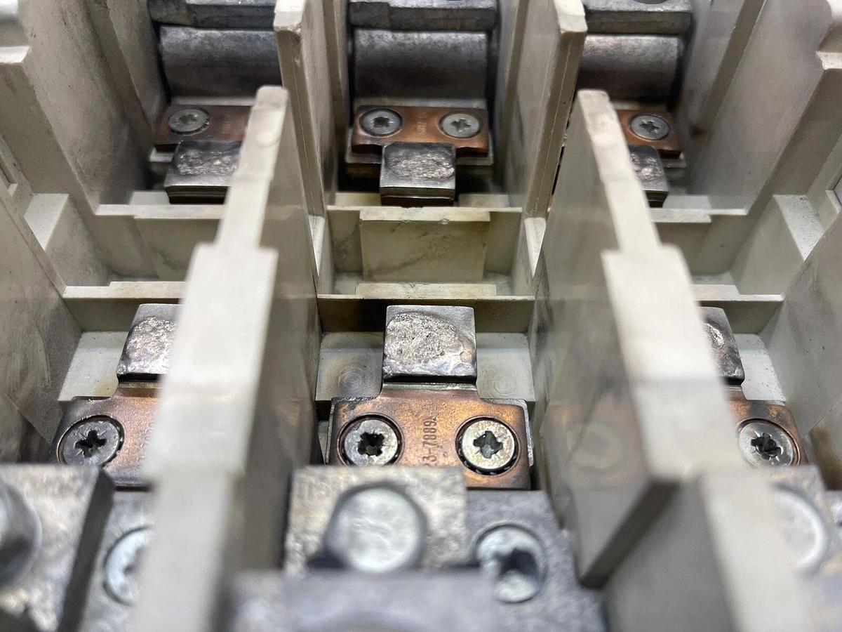 Used Cutler-Hammer 200 Amp contactor C825KN10 120V Coil 3 Poles  600V Series A2 200A